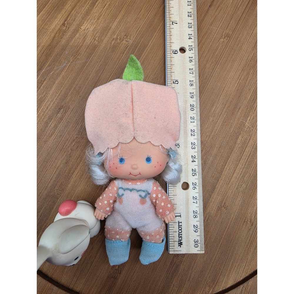 Vintage Strawberry Shortcake Apricot Doll Hopsalot Bunny Pet 1979 Kenner - Picture 6 of 6